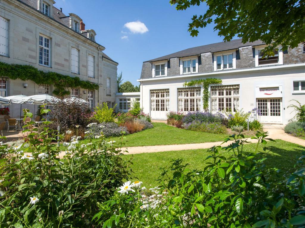 Hotel Mileade Le Domaine De La Blairie - Saumur Saint-Martin-de-la-Place Exteriör bild