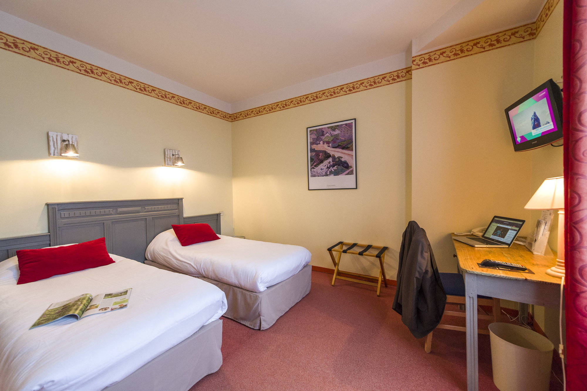 Hotel Mileade Le Domaine De La Blairie - Saumur Saint-Martin-de-la-Place Exteriör bild