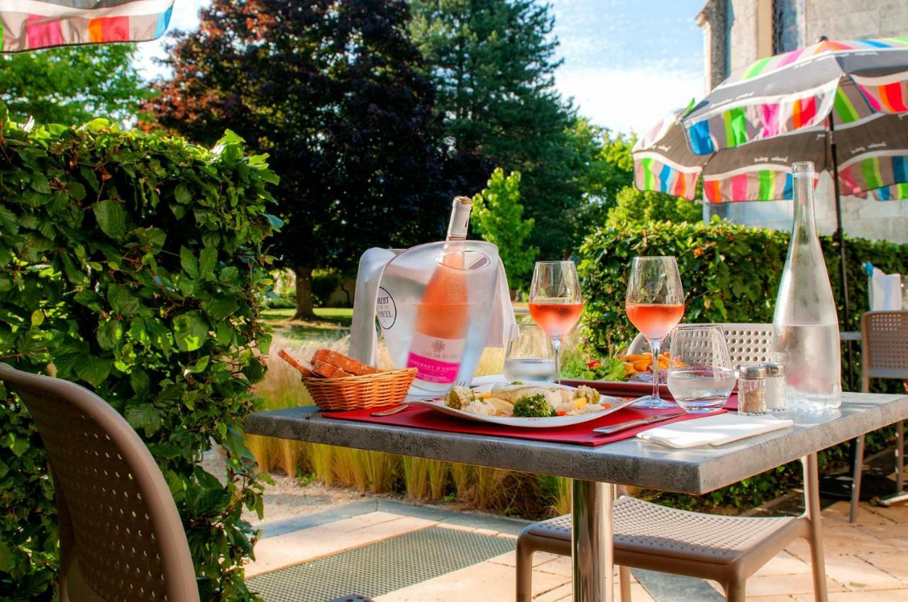 Hotel Mileade Le Domaine De La Blairie - Saumur Saint-Martin-de-la-Place Exteriör bild